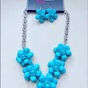 Zi Collection. Necklace and Earrings.